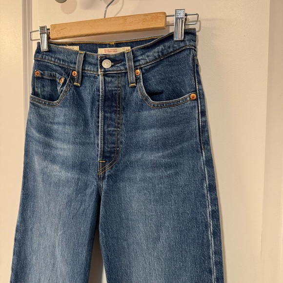 Levi’s RIBCAGE STRAIGHT ANKLE WOMEN'S JEANS size 24 - Picture 4 of 10